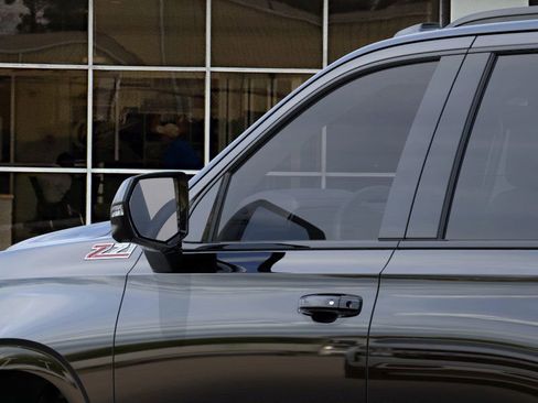 New 2026 Chevrolet Tahoe Z71 image 12