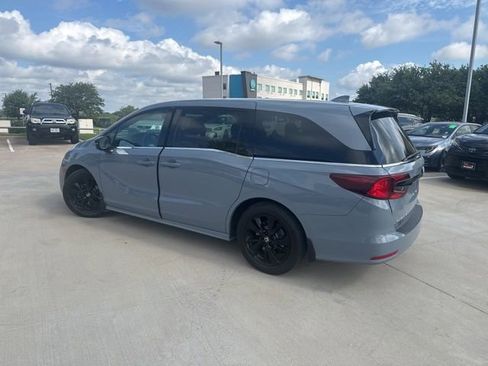 Used 2024 Honda Odyssey Sport image 5
