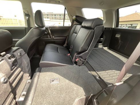 Used 2022 Toyota 4Runner TRD Off-Road Premium w/ TRD Black Wheel Package (TMS) AWD/4WD image 34