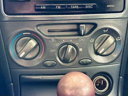 Used 2003 Toyota Celica GT FWD image 15