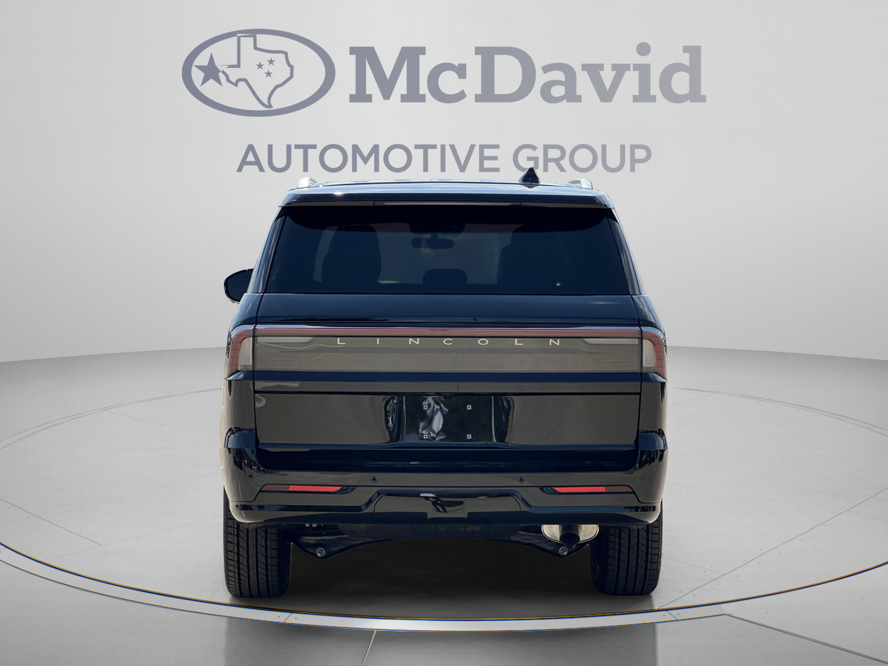 New 2027 Lincoln Navigator Reserve AWD/4WD image 6