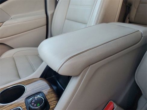 Used 2019 GMC Acadia Denali w/ Technology Package image 27