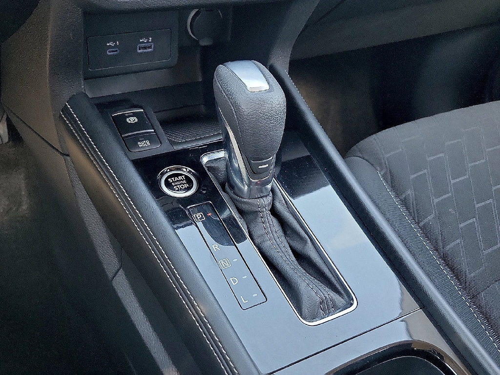 Used 2023 Nissan Kicks SV FWD image 17