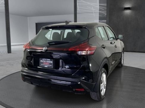 Used 2025 Nissan Kicks Play S FWD image 4