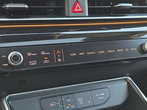 New 2026 Kia Carnival SX Prestige image 17