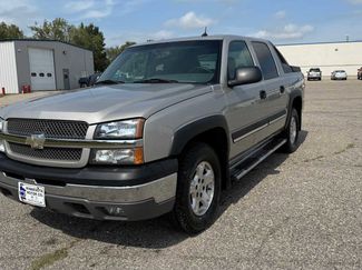 Used 2004 Chevrolet Avalanche Z71 w/ Preferred Equipment Group image 1