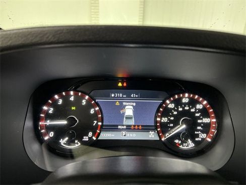 Used 2024 Nissan Frontier PRO-4X w/ Off-Road Protection Package image 12