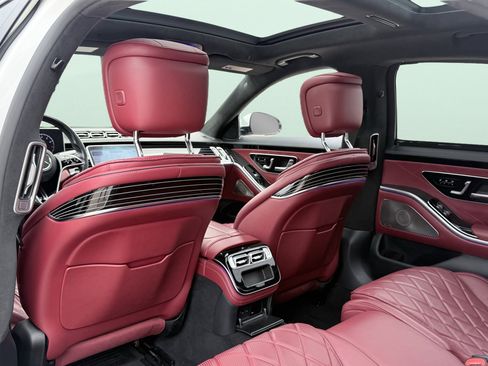 Used 2021 Mercedes-Benz S 580 4MATIC Sedan image 38