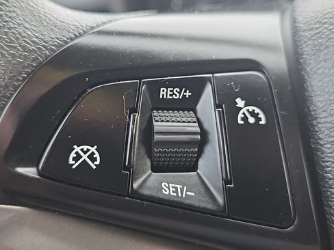 Used 2016 Chevrolet Malibu LT FWD image 20