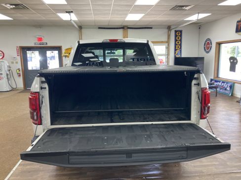 Used 2016 Ford F150 Lariat AWD/4WD image 17