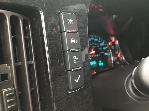 Used 2021 GMC Savana 2500 image 23