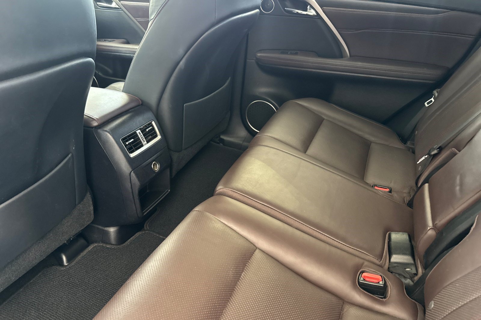 Used 2017 Lexus RX 450h AWD w/ Cold Weather Package image 15