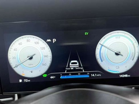 Used 2023 Hyundai Elantra Limited w/ Cargo Package FWD image 15