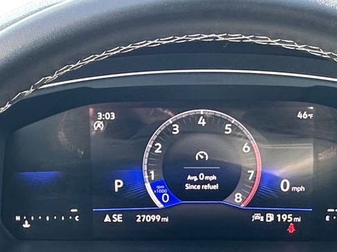 Used 2024 Volkswagen Tiguan SE image 13