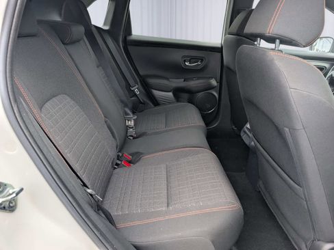 Used 2023 Honda HR-V Sport image 10