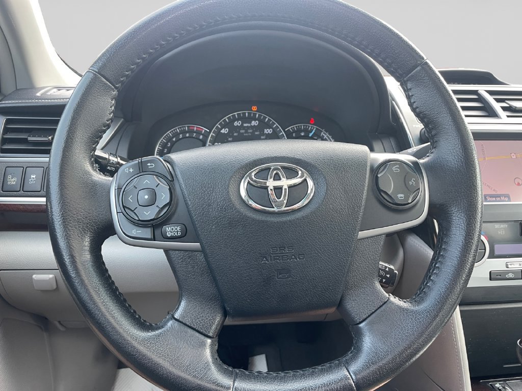 Used 2013 Toyota Camry XLE FWD image 25