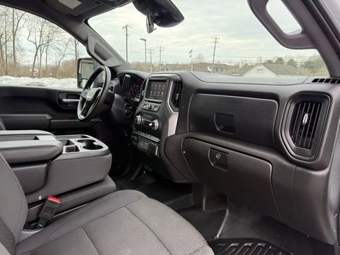 Used 2024 GMC Sierra 2500 Pro image 11