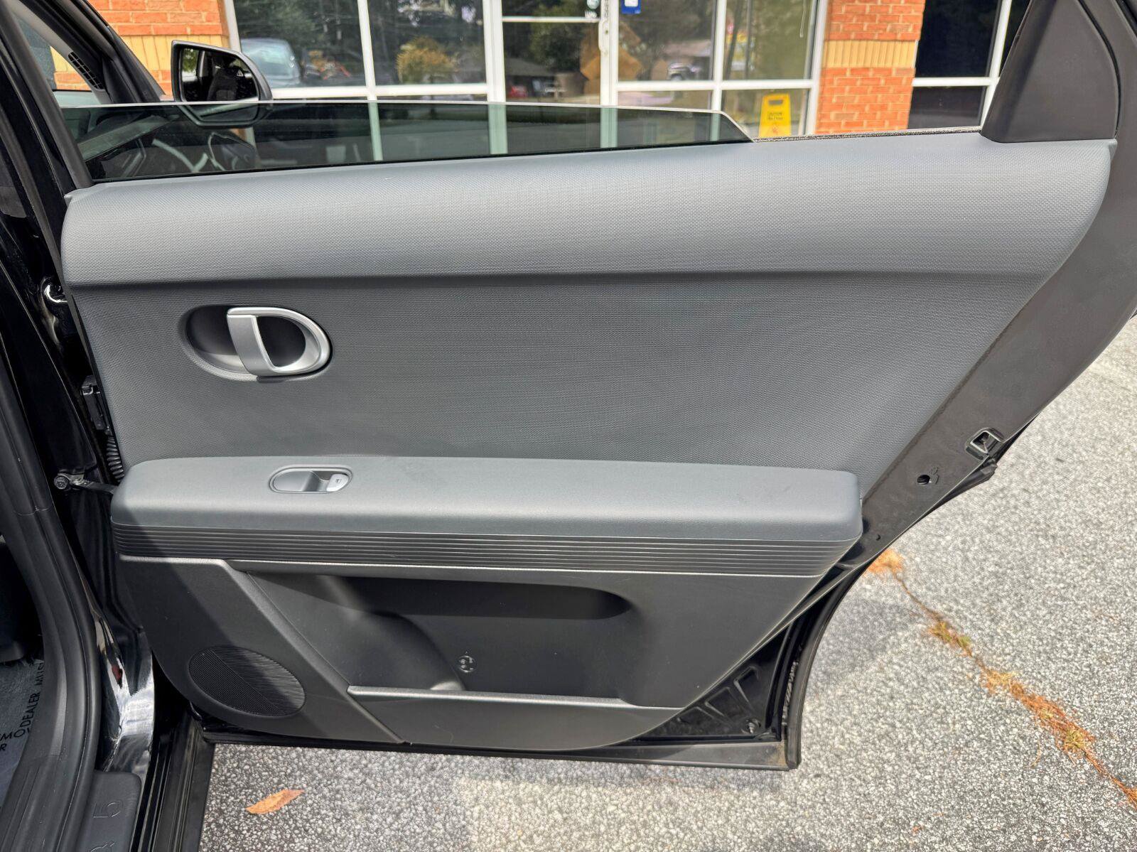 Used 2024 Hyundai Ioniq 5 SEL RWD image 41