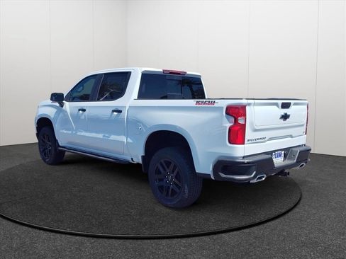 New 2026 Chevrolet Silverado 1500 LT Trail Boss w/ Convenience Package II AWD/4WD image 4