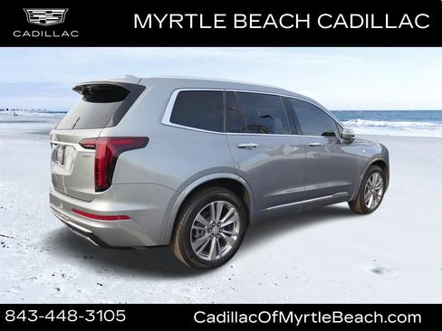 Used 2024 Cadillac XT6 Premium Luxury w/ Technology Package image 3