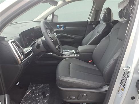 New 2026 Kia Sorento S image 18