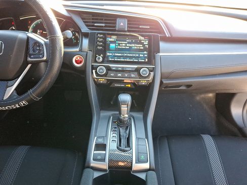 Certified 2019 Honda Civic EX image 15