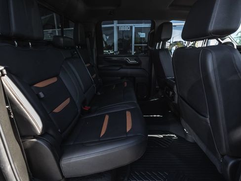 Used 2025 GMC Sierra 3500 AT4 w/ Technology Package AWD/4WD image 30
