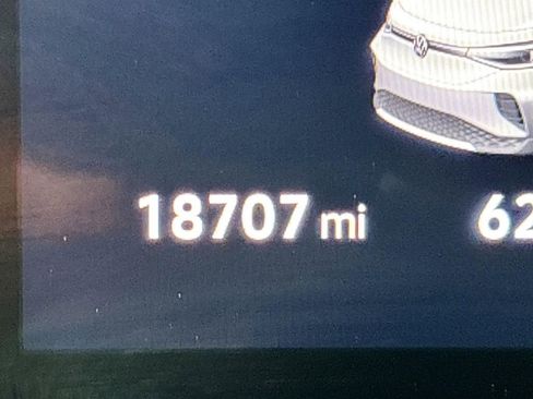 Used 2023 Volkswagen ID.4 Pro S image 14