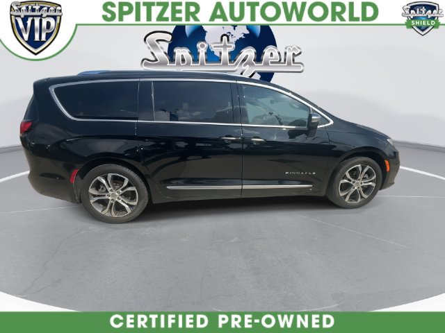 Used 2024 Chrysler Pacifica Pinnacle AWD/4WD image 18