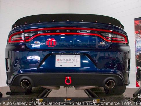 Used 2015 Dodge Charger SRT Hellcat w/ Harman/Kardon Audio Group RWD image 20