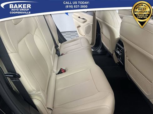 Used 2024 Jeep Grand Cherokee Limited w/ Black Appearance Package image 27