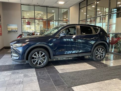 Used 2018 MAZDA CX-5 Touring w/ Preferred Equipment Package image 3