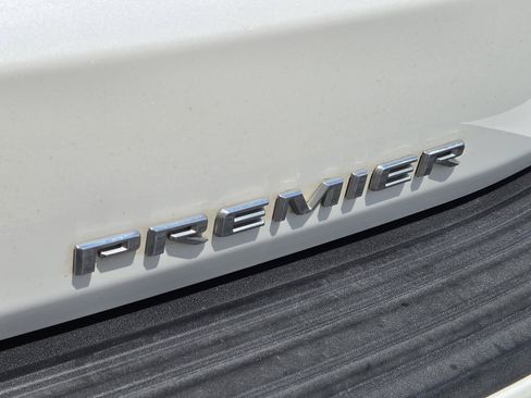 Used 2023 Chevrolet Tahoe Premier w/ Texas Edition RWD image 9