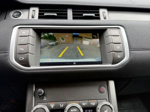 Used 2018 Land Rover Range Rover Evoque Landmark Edition AWD/4WD image 28