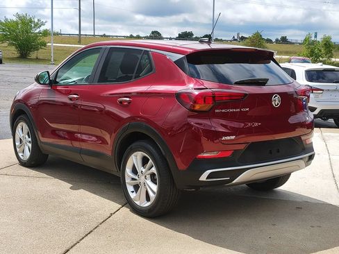 Used 2023 Buick Encore GX Preferred w/ Cold Weather Comfort Package FWD image 7