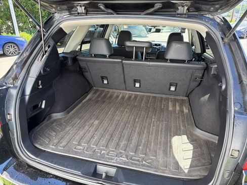 Used 2019 Subaru Outback 2.5i Limited AWD/4WD image 15
