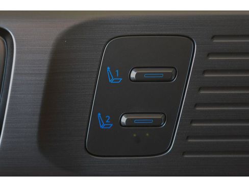 Certified 2025 Hyundai Santa Fe Limited image 64