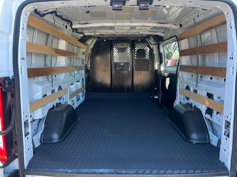 Used 2024 Ford Transit 250 Low Roof w/ Exterior Upgrade Package image 27