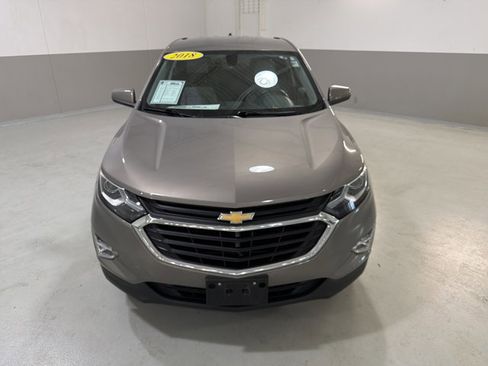 Used 2018 Chevrolet Equinox LT FWD image 3