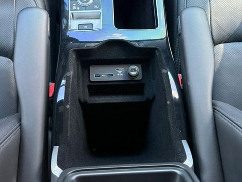 Used 2019 Land Rover Range Rover HSE AWD/4WD image 19