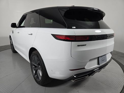 New 2026 Land Rover Range Rover Sport Dynamic SE AWD/4WD image 17