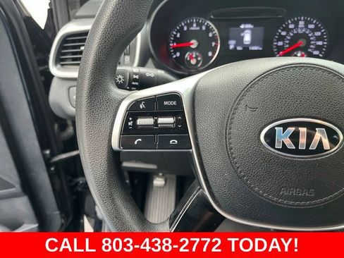 Used 2019 Kia Sorento FWD image 19