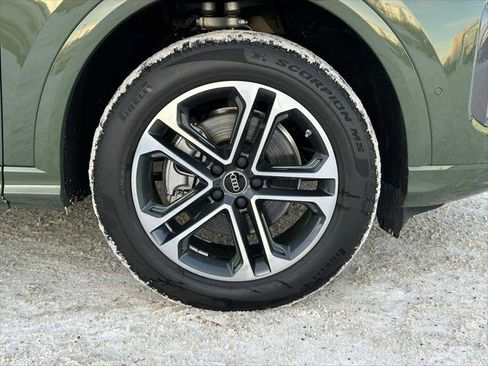 New 2025 Audi Q5 Premium Plus image 9