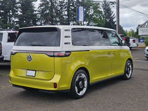 Used 2025 Volkswagen ID. Buzz Pro S Plus AWD/4WD image 5