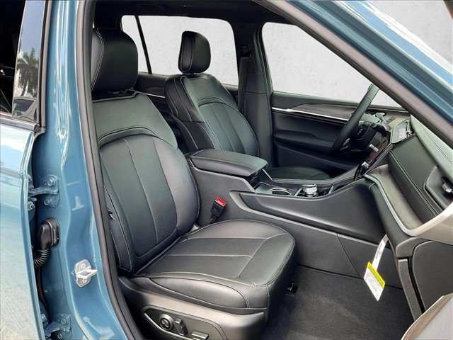 New 2026 Jeep Grand Cherokee L Limited AWD/4WD image 29