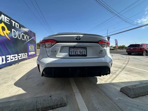 Used 2025 Toyota Corolla SE FWD image 11