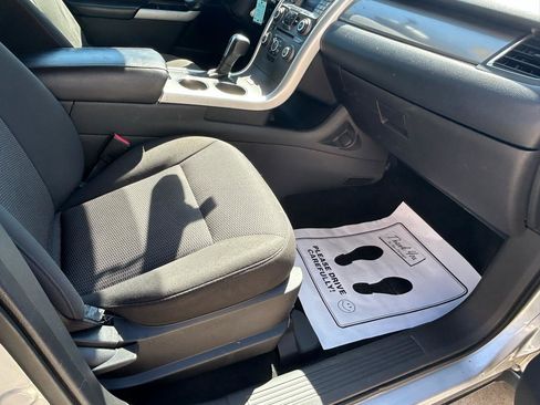 Used 2013 Ford Edge SEL FWD image 12