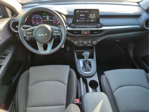 Used 2022 Kia Forte LXS image 28