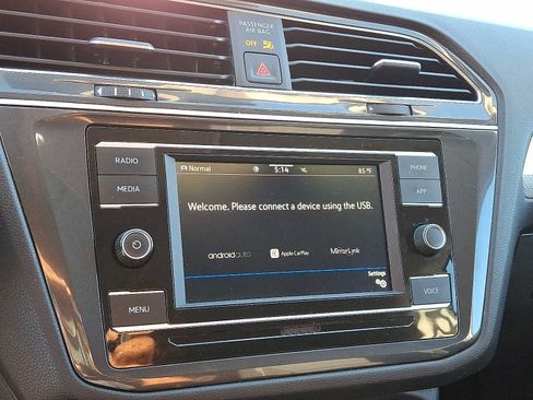 Used 2022 Volkswagen Tiguan S image 24