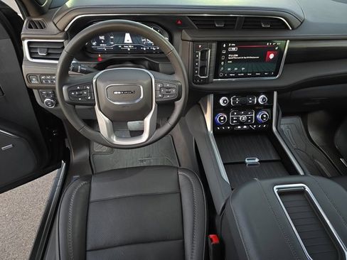 Used 2023 GMC Yukon XL Denali w/ Max Trailering Package image 17